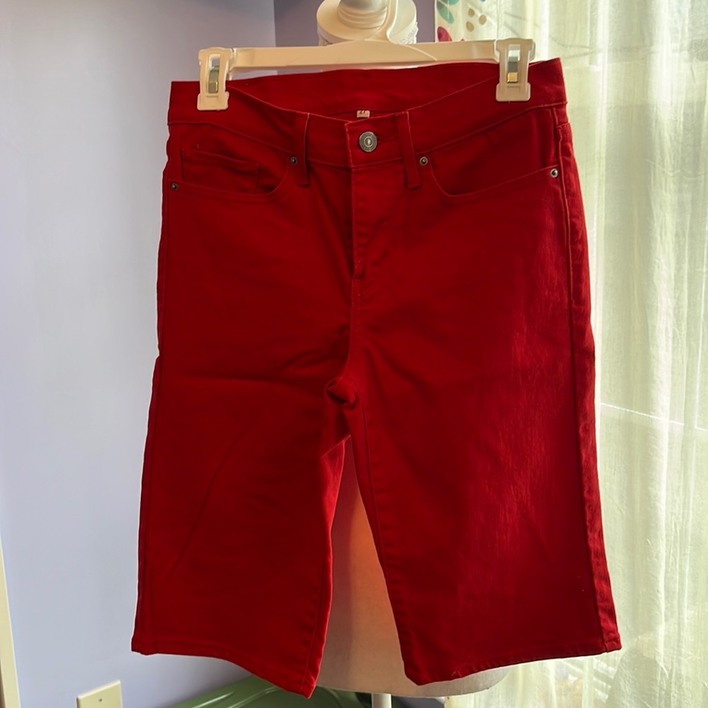 Women’s Levi Shorts